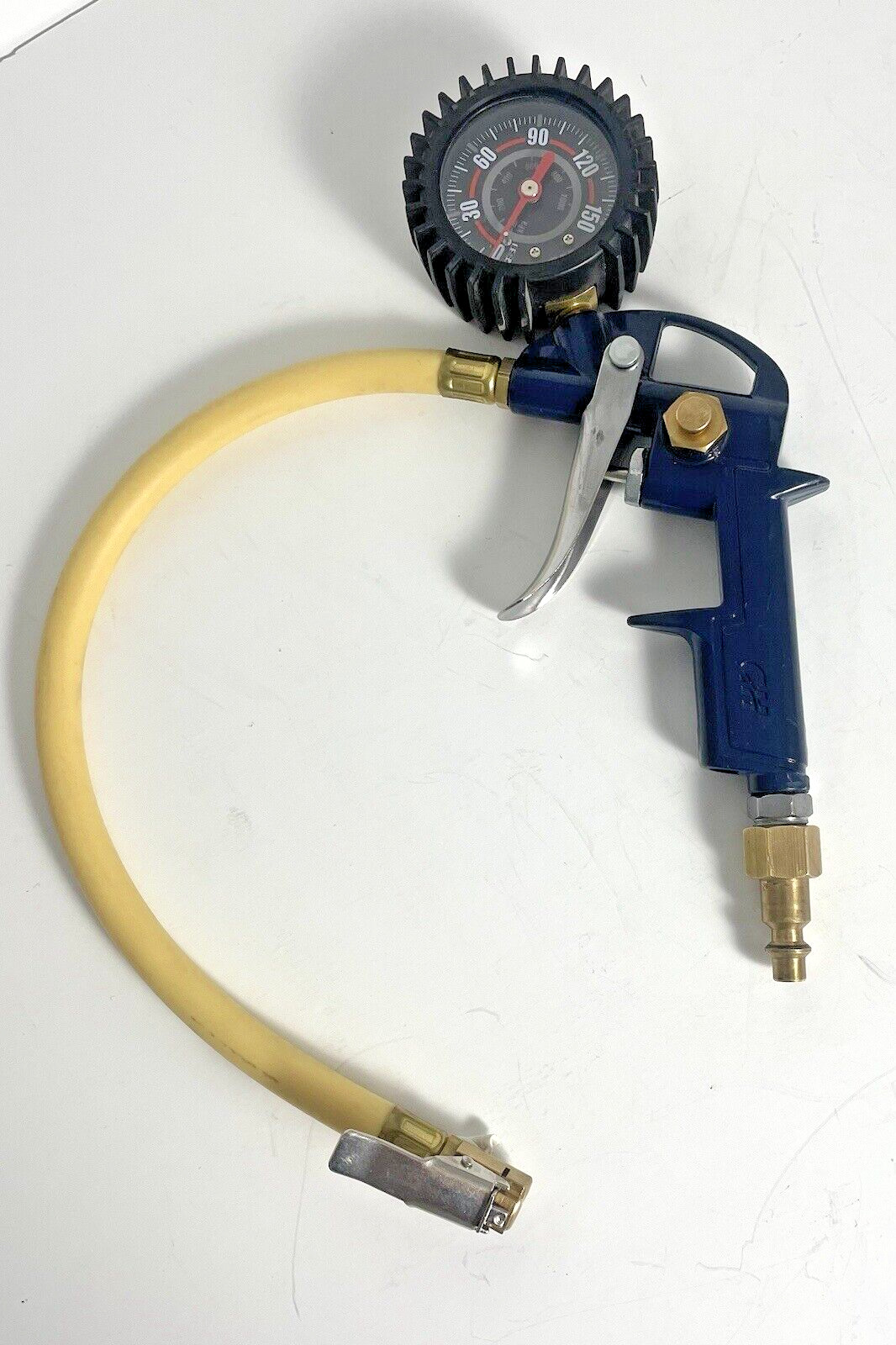 Campbell & Hausfeld Tire Inflator with Gauge