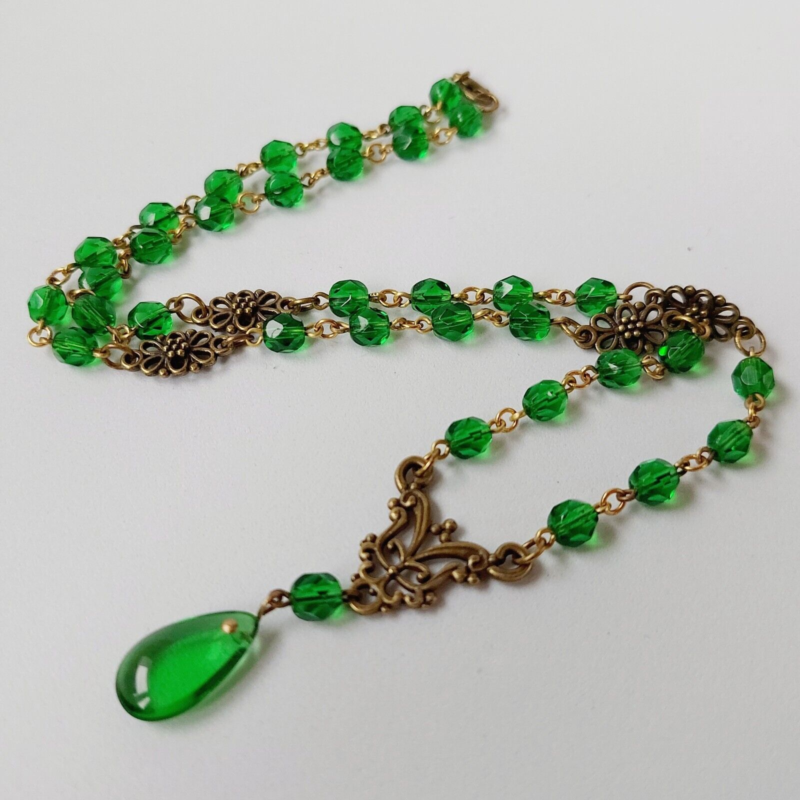 Vintage Necklace 20\'\' Green Czech Glass Beads Vintage Women`s Jewelry Art Deco