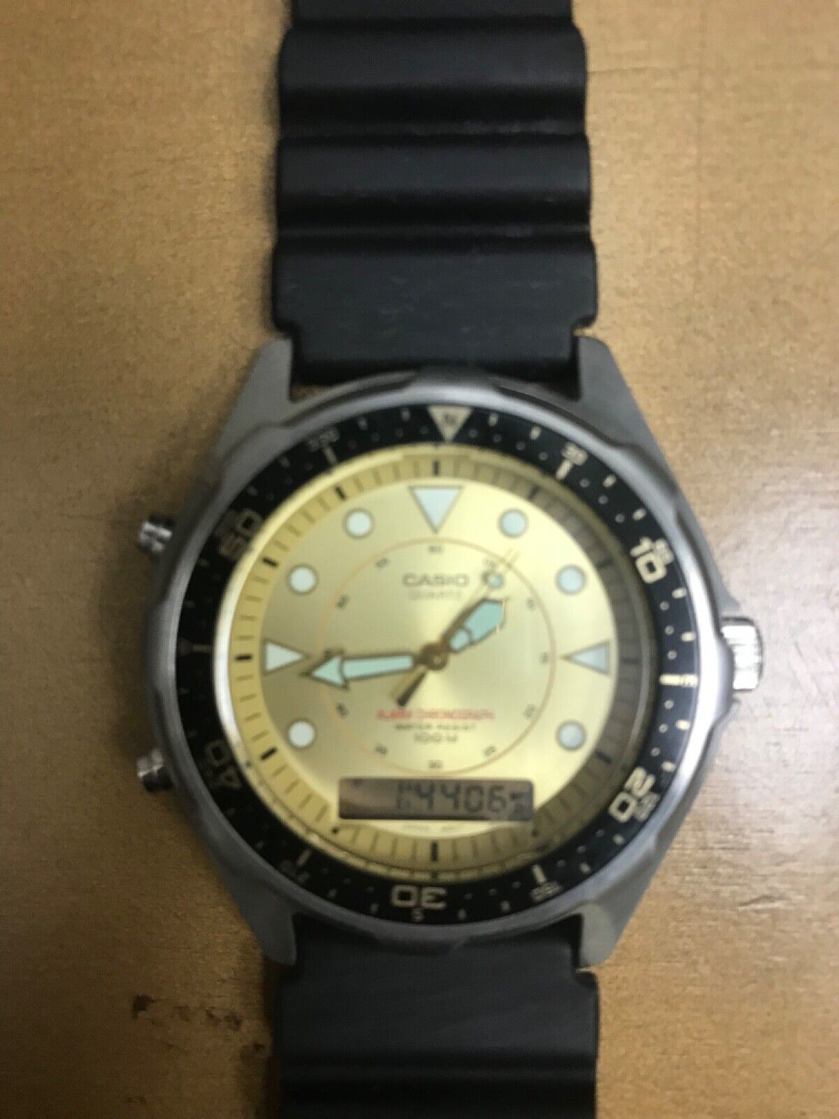 CASIO AMW320-9 watch VINTAGE
