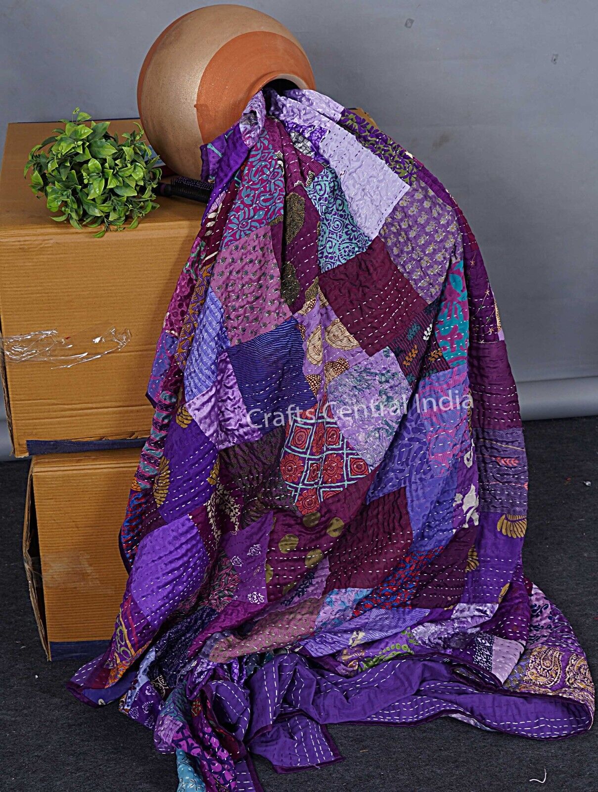 Handmade Silk Patchwork Quilt Indian kantha quilt bed cover boho throw blanket