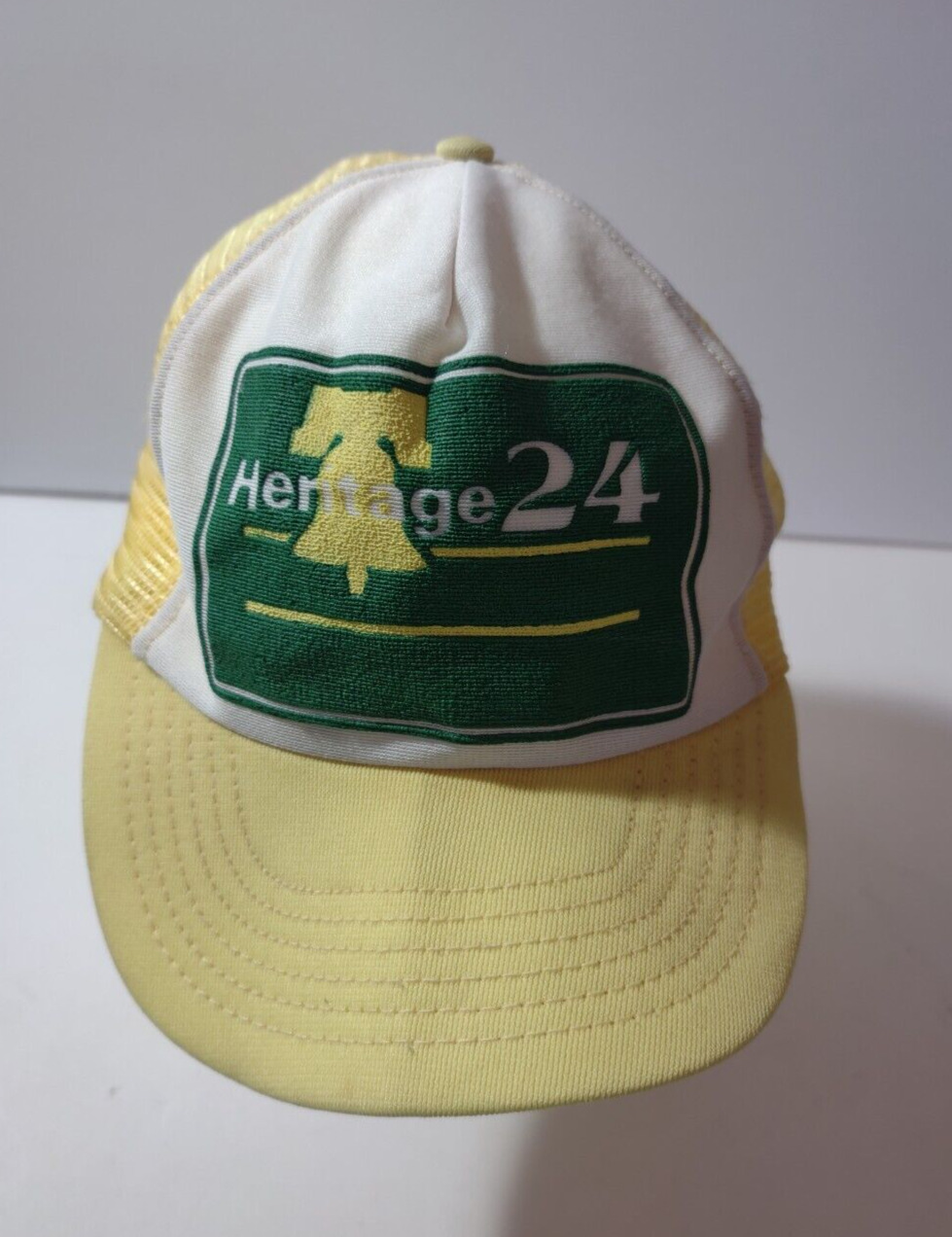 Vintage heritage 24 Hat Mesh Snap Back Yellow white Rare green 80’s Trucker Cap