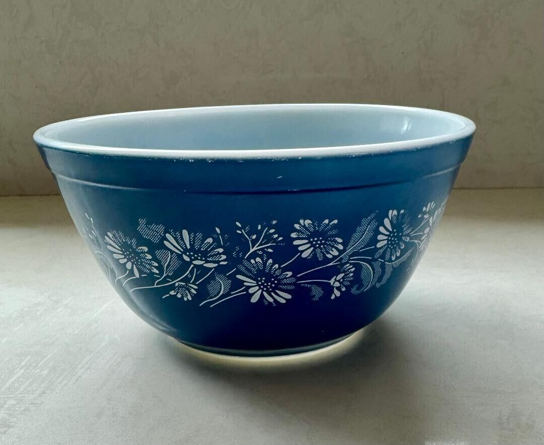Vintage PYREX #402 Colonial Mist Mixing Bowl  Blue With White Flowers 