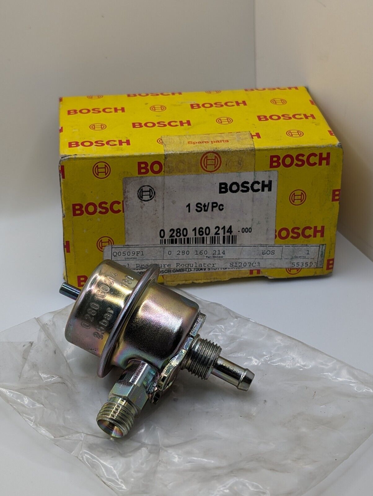 Fuel Pressure Regulator-Pressure Regulator - NOS Bosch 0-280-160-214