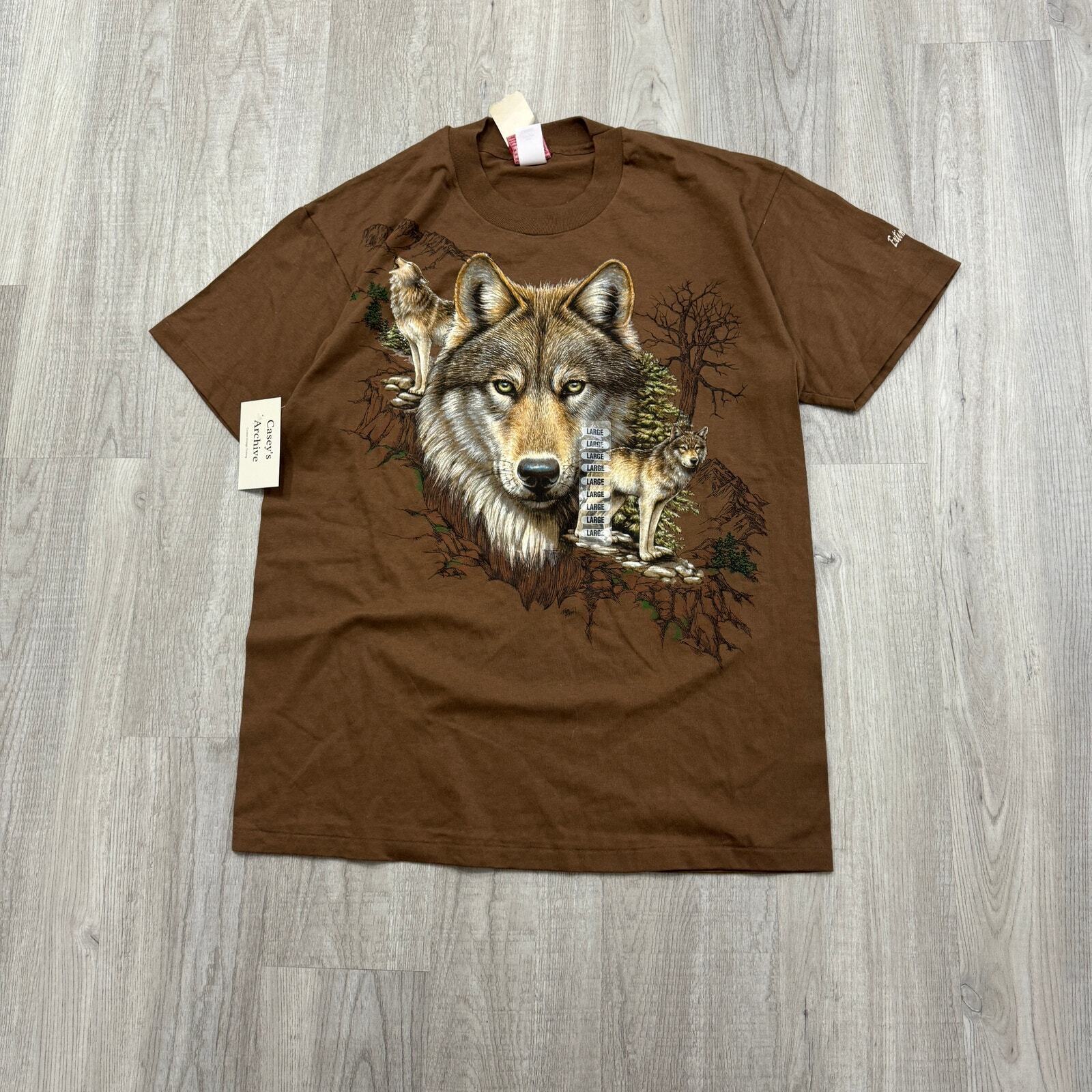 NWT VINTAGE 90s Wolf Face Animal Nature Single Stitch Shirt Size Large L 1990s