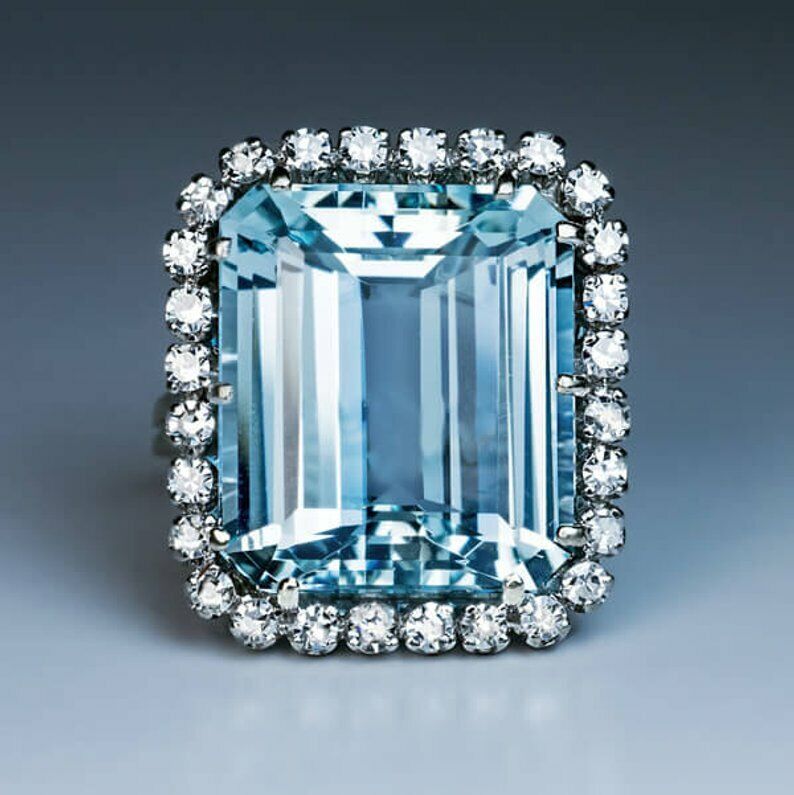 Vintage Sky Blue 28.55 Carat Aquamarine Gemstone Engagement Cluster Ring 925 SS