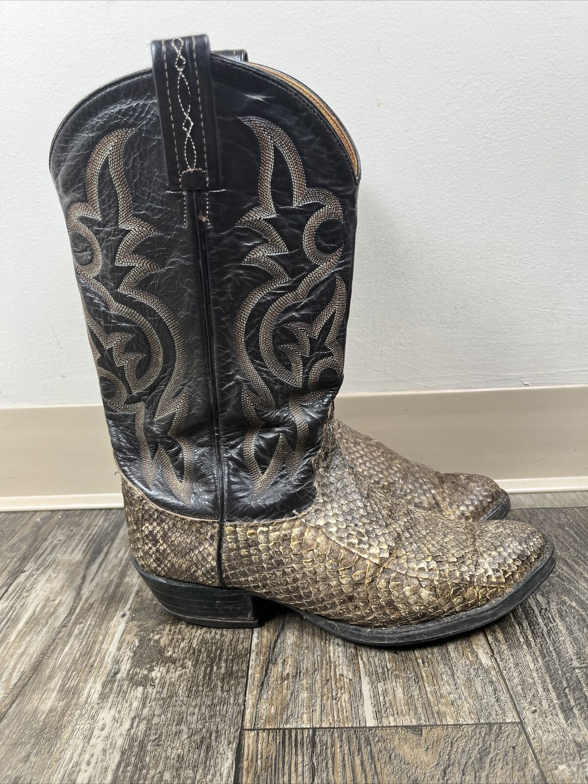 Vtg Tony Lama Snakeskin Diamondback Rattlesnake Men\'s 9.5 D Cowboy Boots 8845 T4