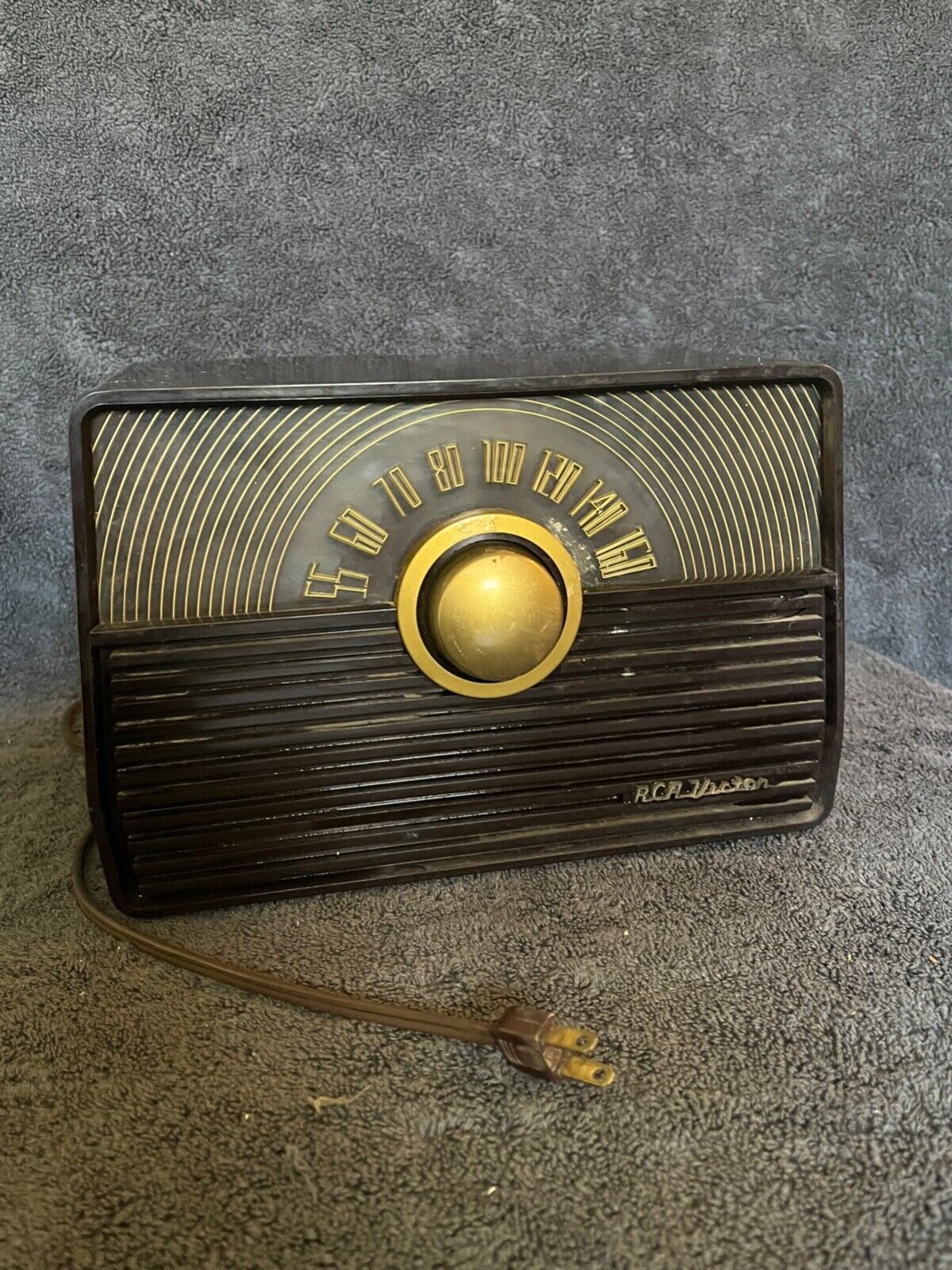 Vintage RCA Victor Radio Working 1950s-1960s MCM