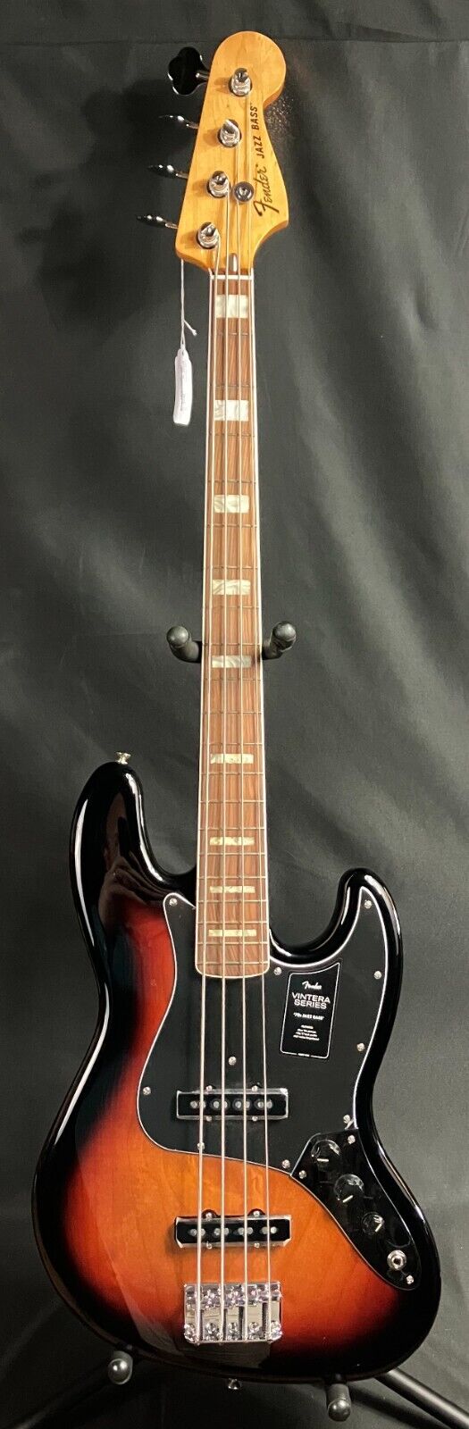 Fender Vintera '70s Jazz Bass 4-String Bass Guitar 3-Tone Sunburst w/ Gig Bag