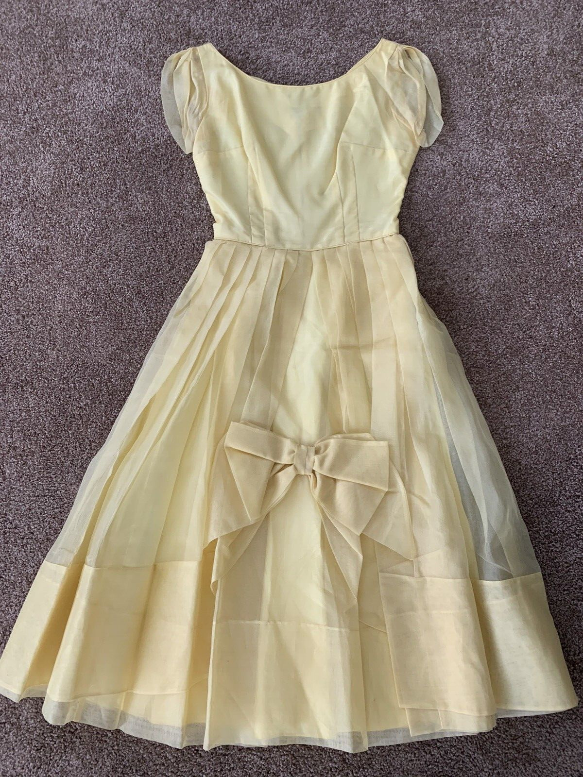 1950s 50s Vintage Pale Yellow Prom Dress Gown Size 7