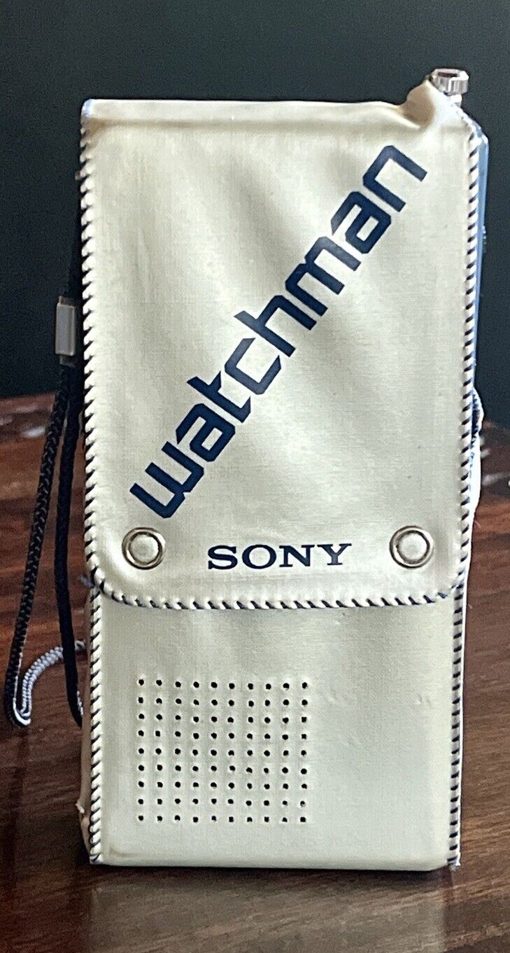 Vintage Sony Portable B&W TV  AM /FM Stereo FD-30A Watchman Radio/TV