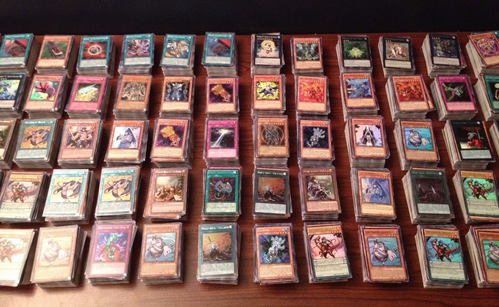 1000 YUGIOH CARDS ULTIMATE LOT YU-GI-OH COLLECTION WITH 50 HOLO FOILS & RARES