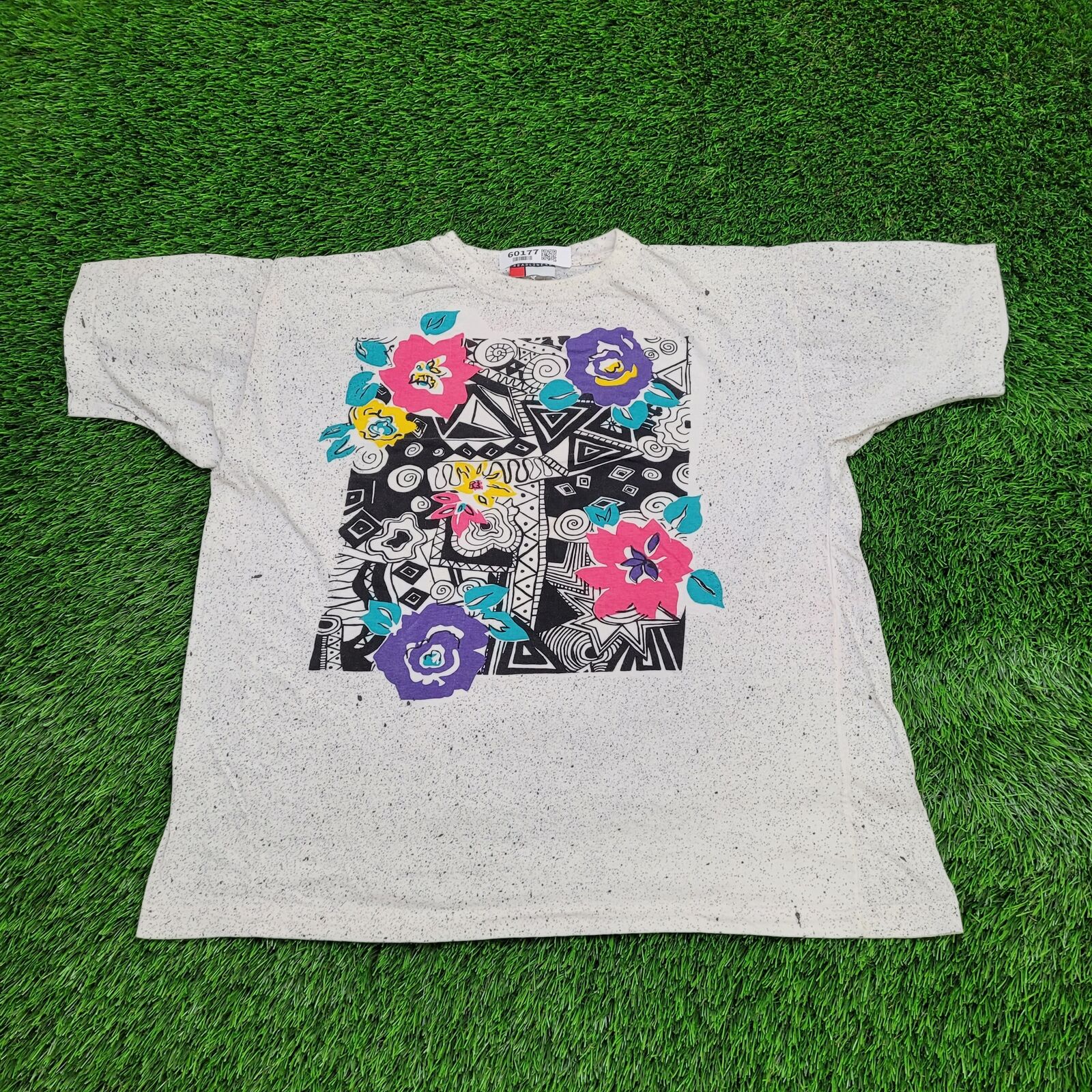 Vintage Geometric Abstract Bloom Art Shirt Women L-Short 23x25 White Edgy-Style