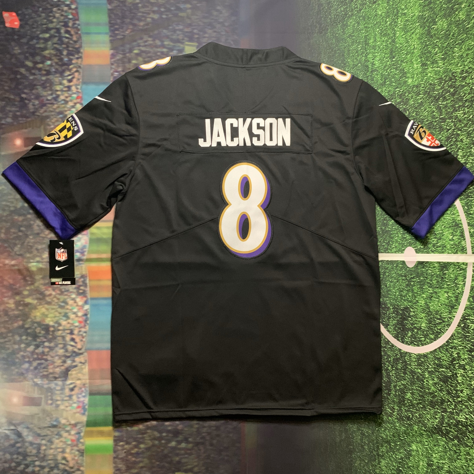 Baltimore Ravens Football #8 Lamar Jackson Jersey Black - Size Mens Medium