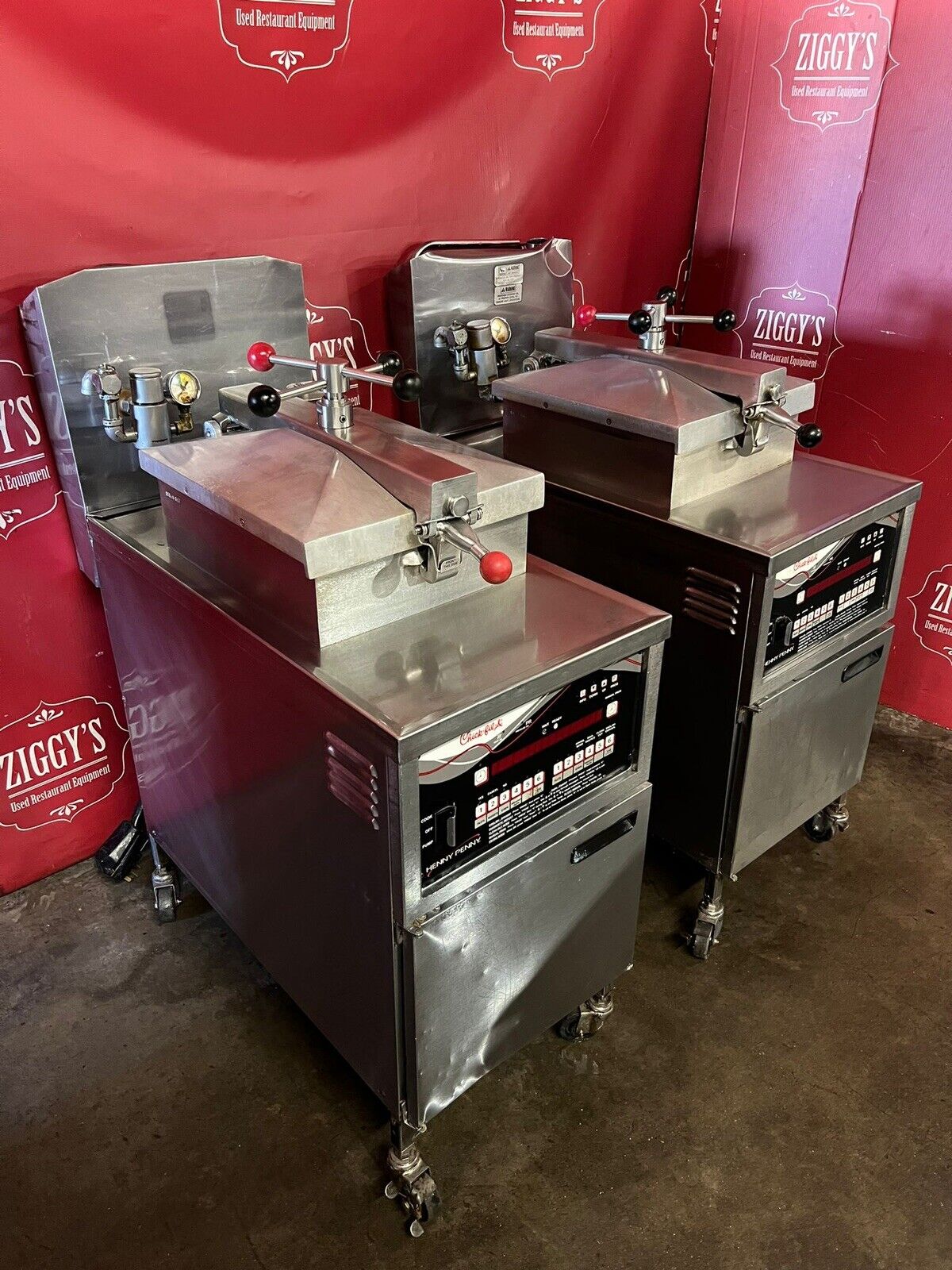 Electric Henny Penny Pressure Fryers 