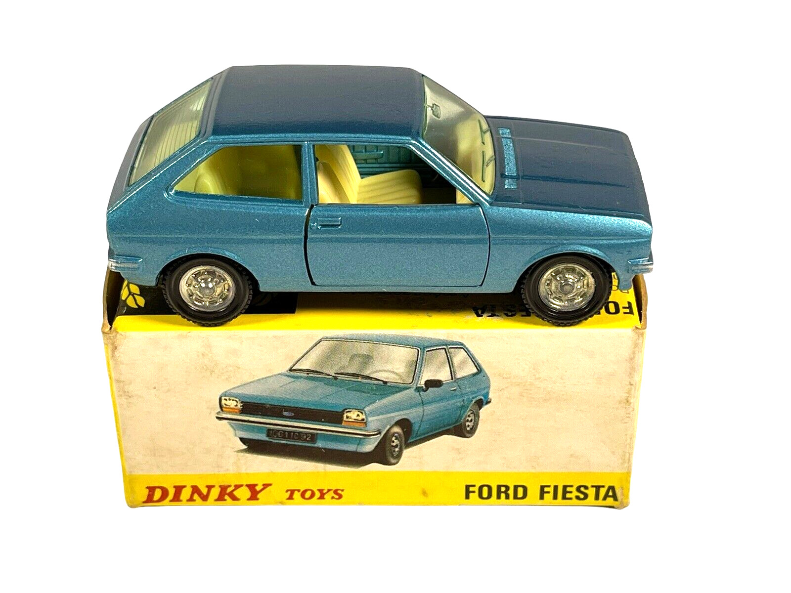 #011541 Dinky Toys Ford Fiesta ~ 1/43 Die Cast