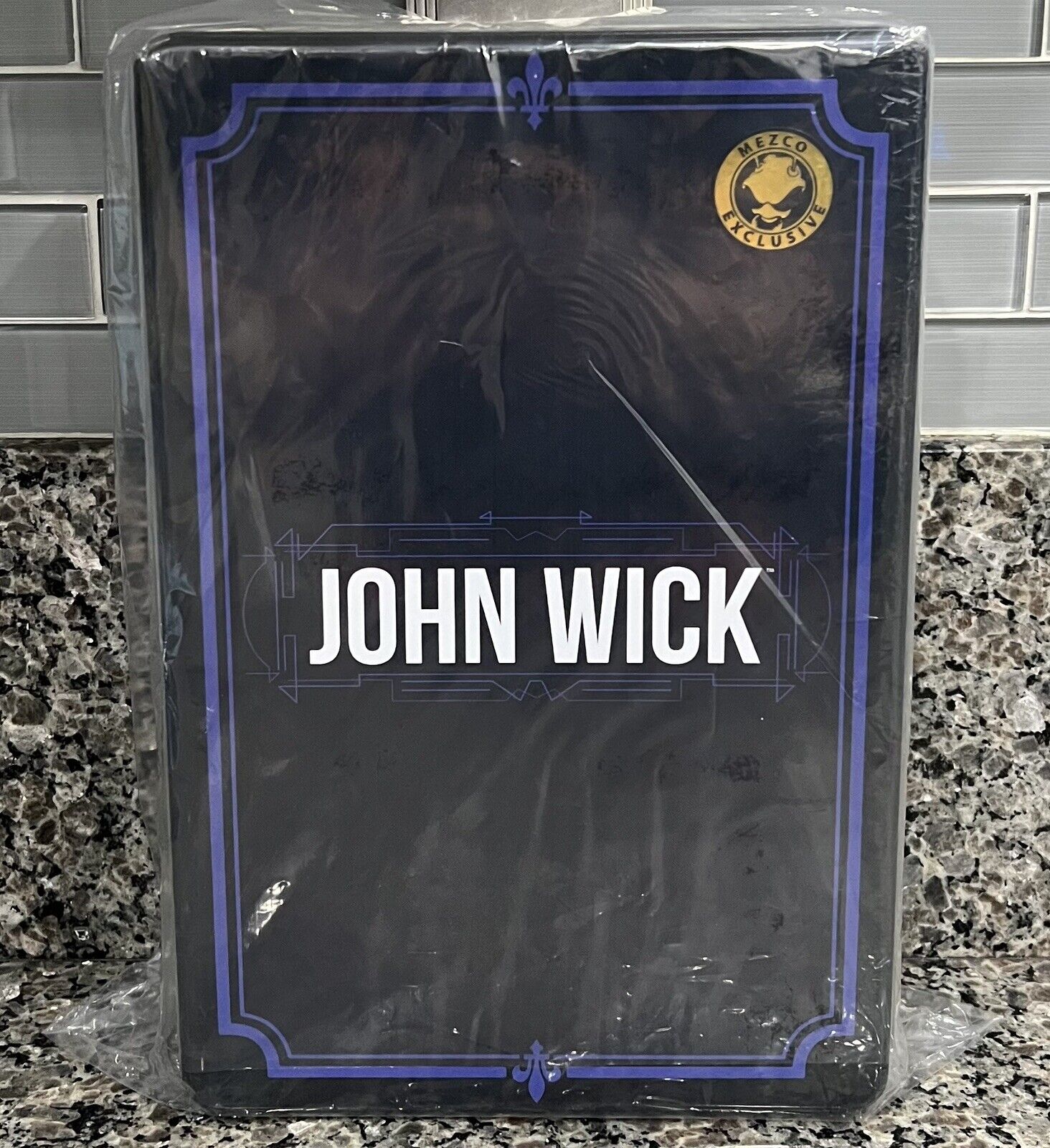 NEW MEZCO TOYZ ONE:12 COLLECTIVE EXCLUSIVE JOHN WICK CHAPTER 2 DELUXE EDITION