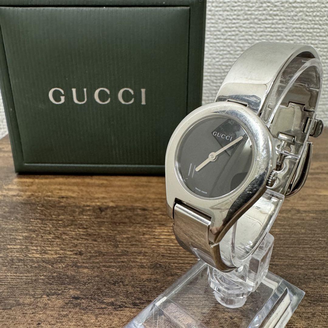 Gucci 6700L Watch Quartz Women\'s Black Dial Swiss Made Round Vintage From Japan
