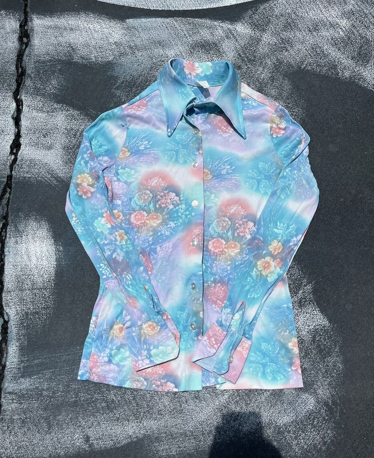 Vintage 70s Women’s Button Up Shirt Pointed Collar Floral Colorful Pattern Hippy