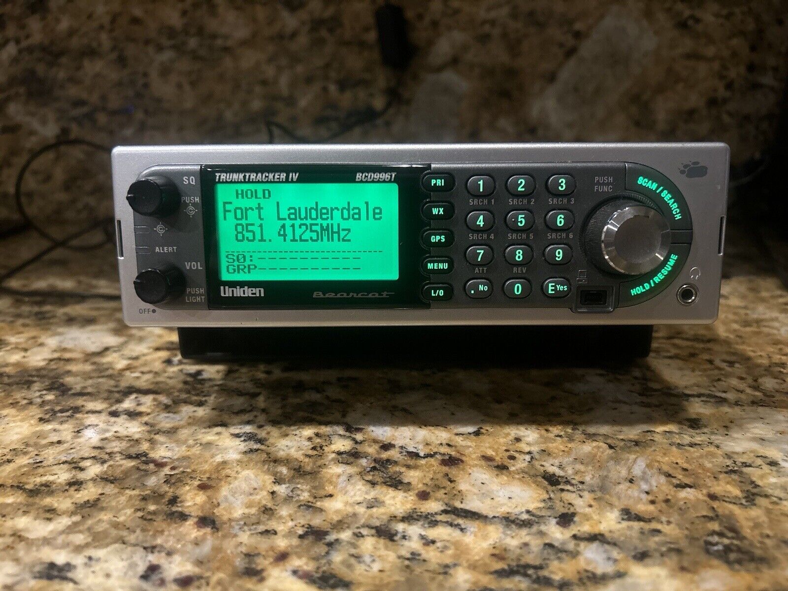 Uniden Bearcat Trunktracker IV BCD996T Mobile Base Scanner