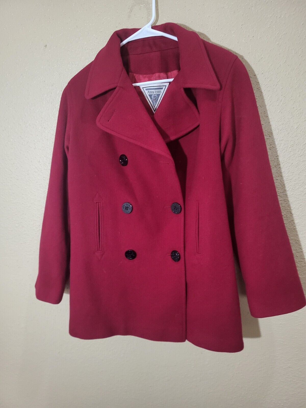 Marvin Richards Women\'s Red Wool Coat. Size 8,Cond.is Very Good.