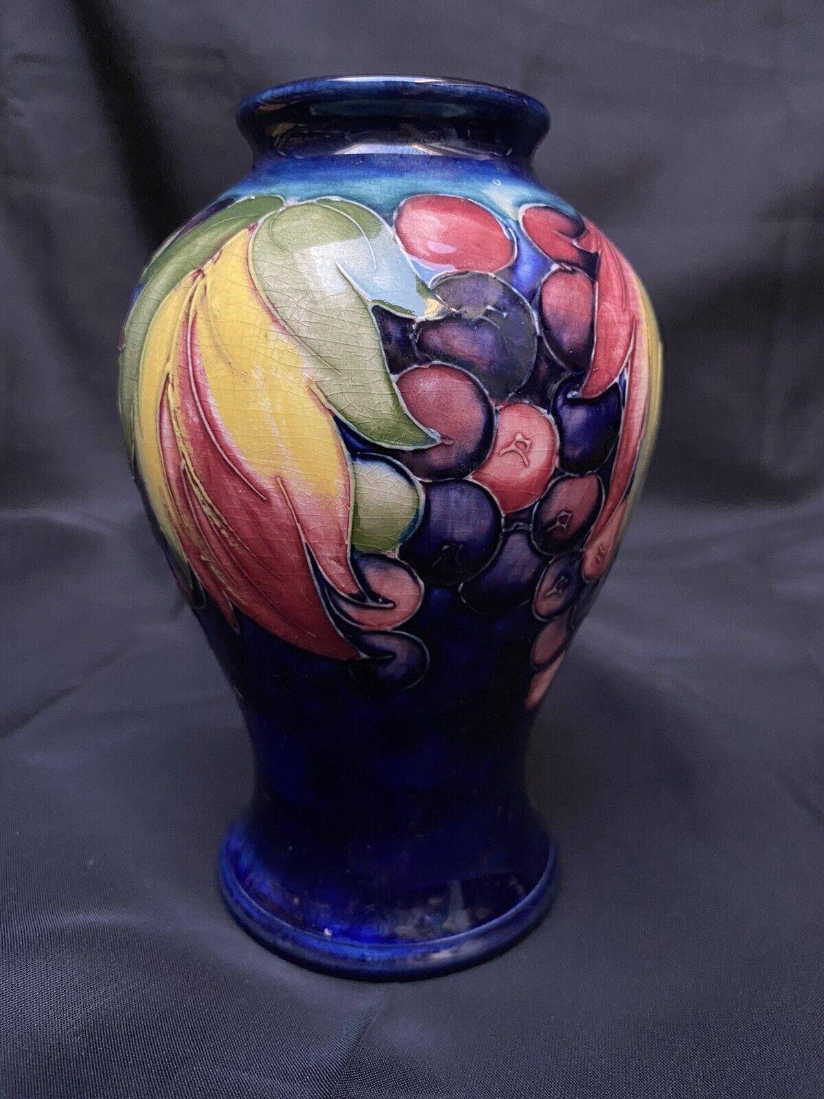 Antique Moorcroft Art Pottery Vase Leaf Berry Cobalt 6.25\
