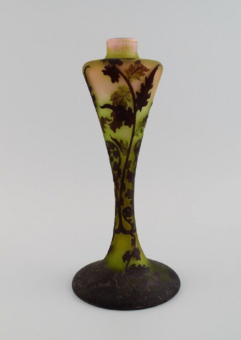 Émile Gallé (1846-1904), France. Vase in mouth-blown art glass.