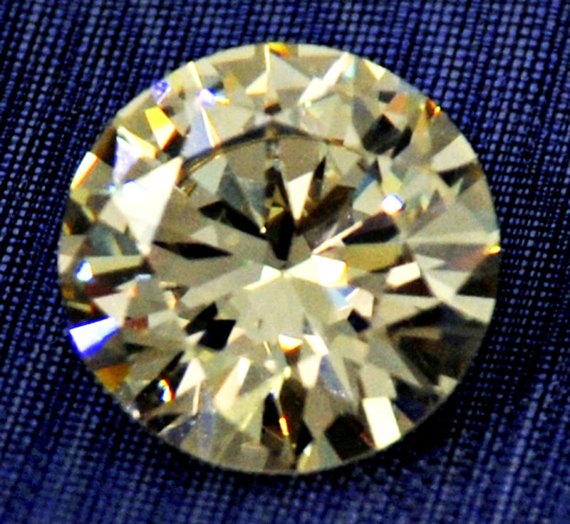 20 ct Stunning Brilliant Canary Vintage Top AAAA CZ Moissanite Simulant 18 mm