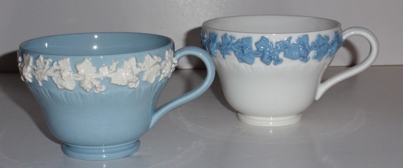 Vintage Wedgwood Embossed Queensware Shell Pattern Cups White/Blue & Blue/White