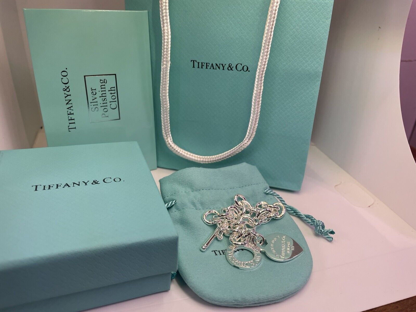 Tiffany &Co. Toggle Heart Charm Bracelet .925. Near Mint Condition. Retail $625