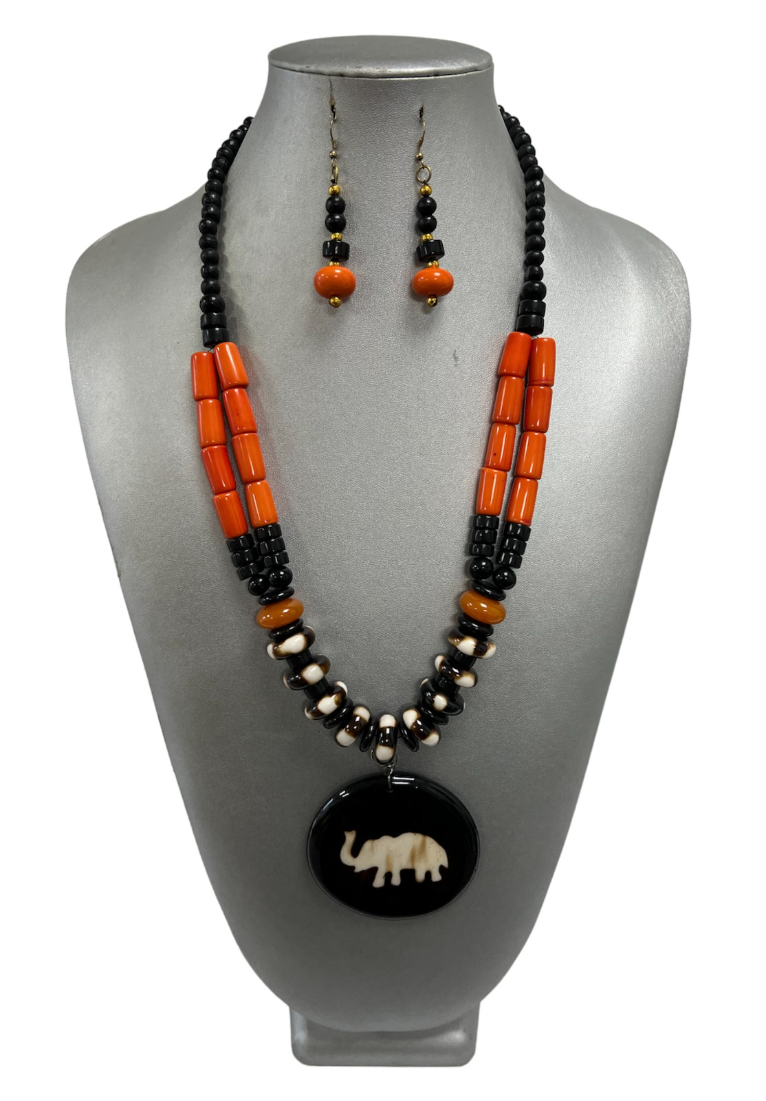 African Women\'s Beaded Elephant Pendant Necklace Set
