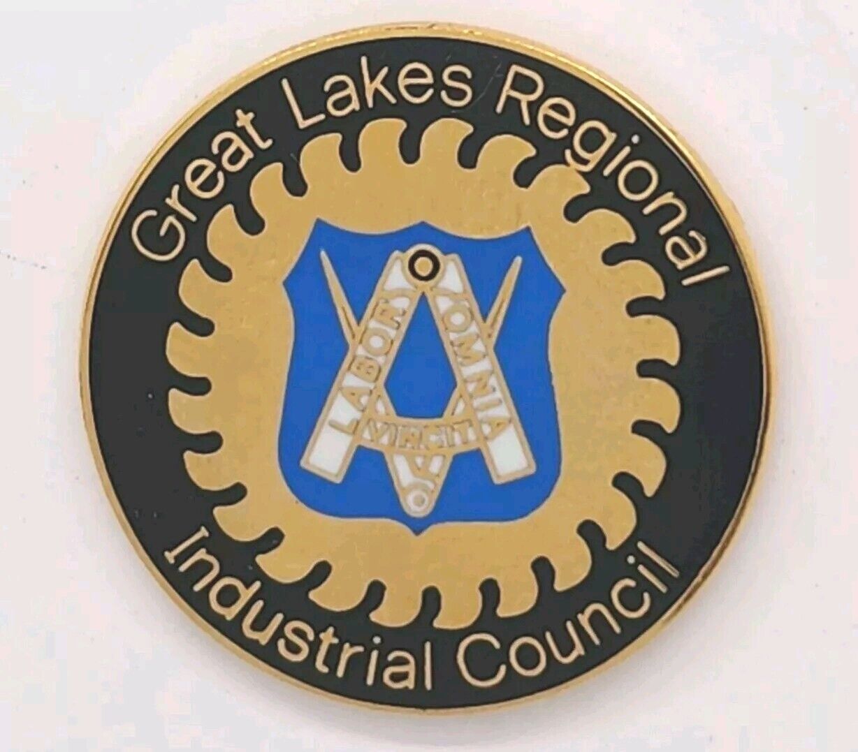 VINTAGE GREAT LAKES REGIONAL INDUSTRIAL COUNCIL LAPEL PIN