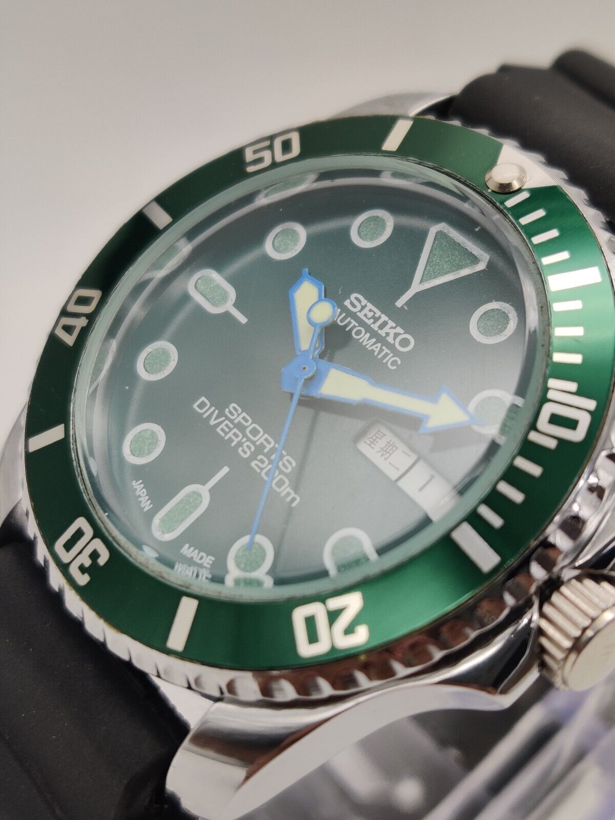Seiko Automatic Men\'s Wrist Watch Day Date Rotating Bezel Japnese