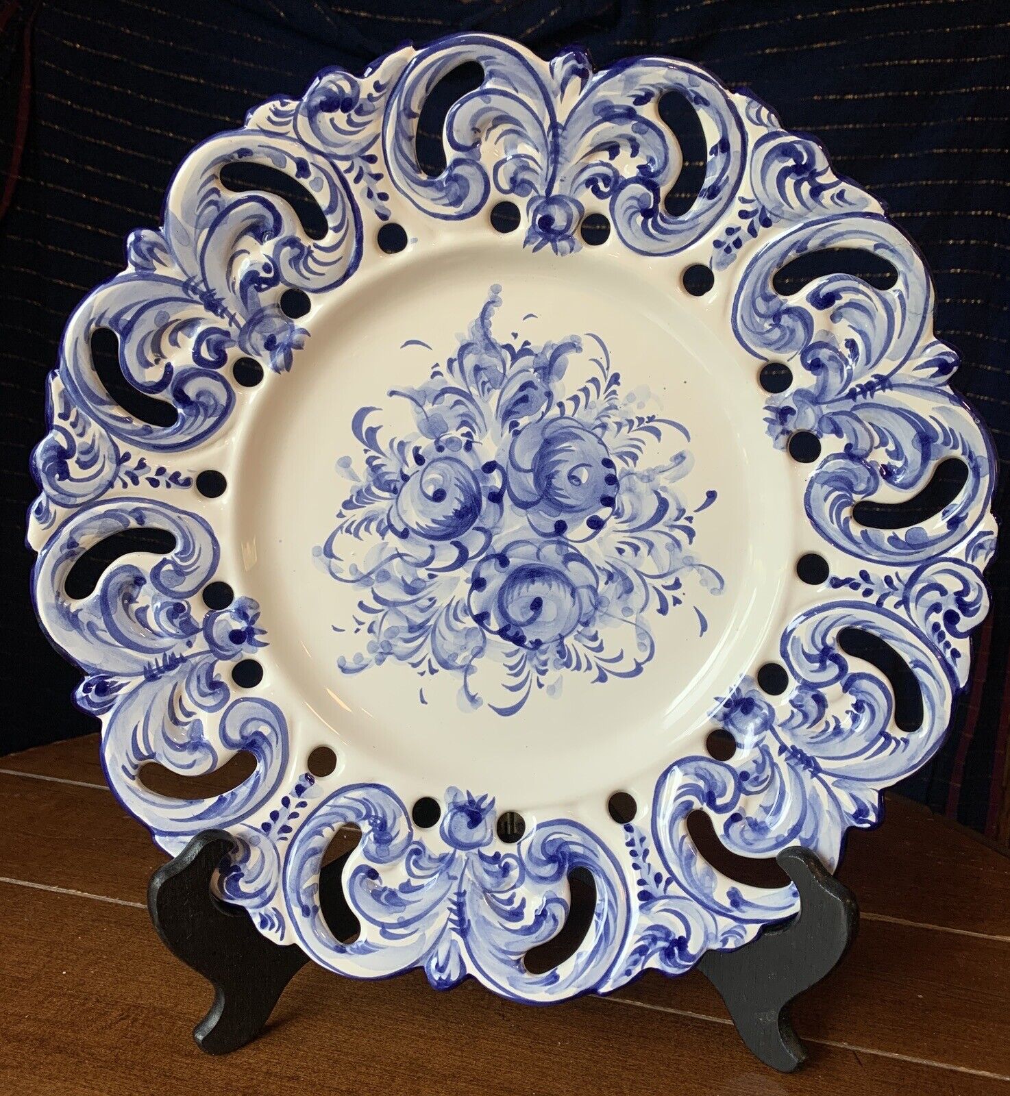 Vintage Vestal Portugal Blue And White Wall Plate