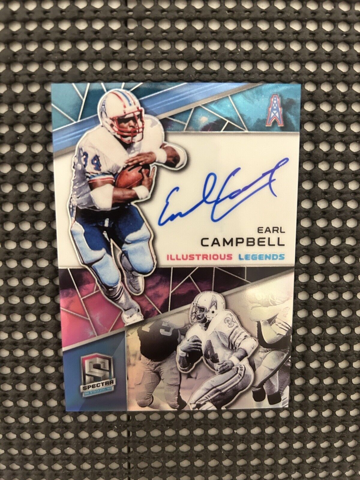 2019 Panini Spectra Earl Campbell Illustrious Legends Auto 2 /2 Oilers