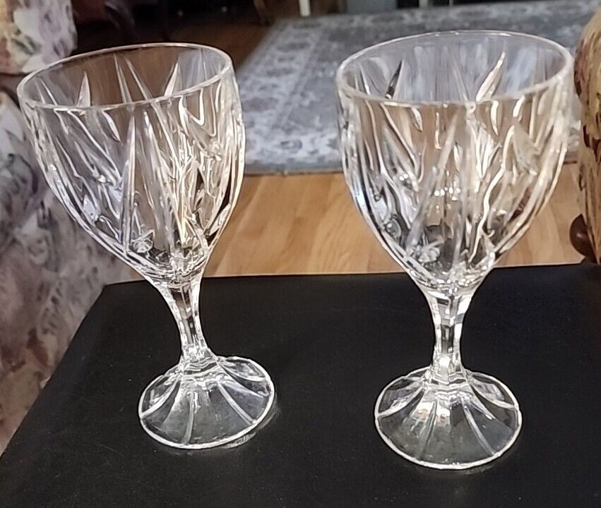 Stuart Crystal Redhouse Cut Leaf Wine Glass Goblet  Set of 2