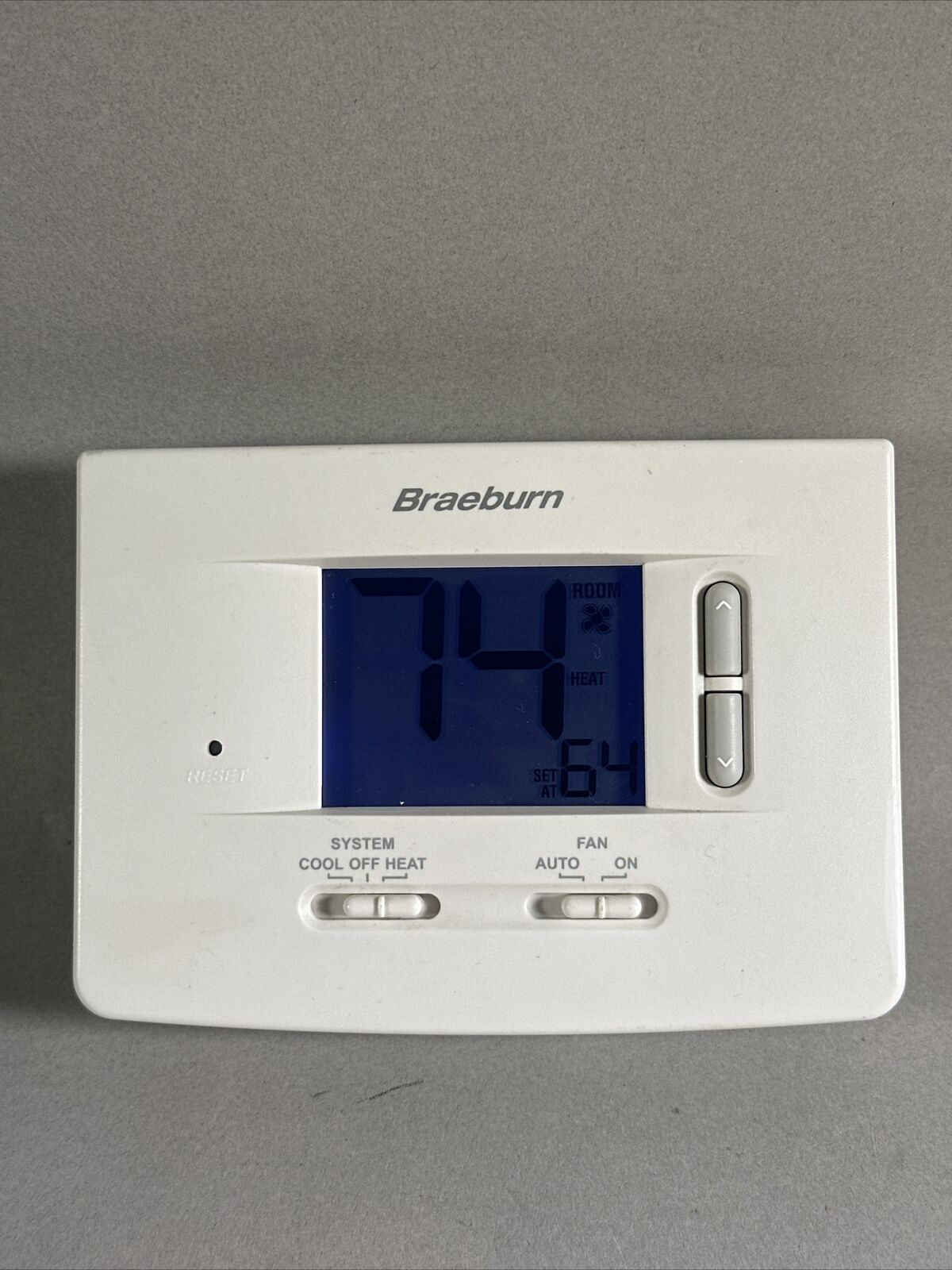 Braeburn Economy 1020 24V Digital Single Stage Non-Programmable Thermostat -...