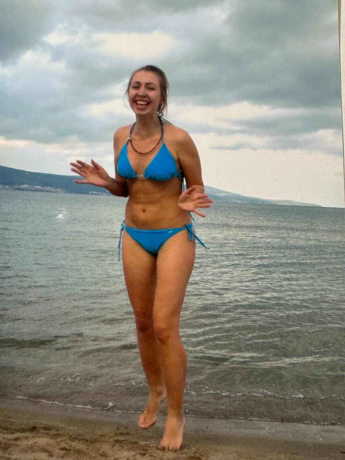 2000s Smiling Young Lady Woman Swimsuit Beautiful Figure Vintage Photo