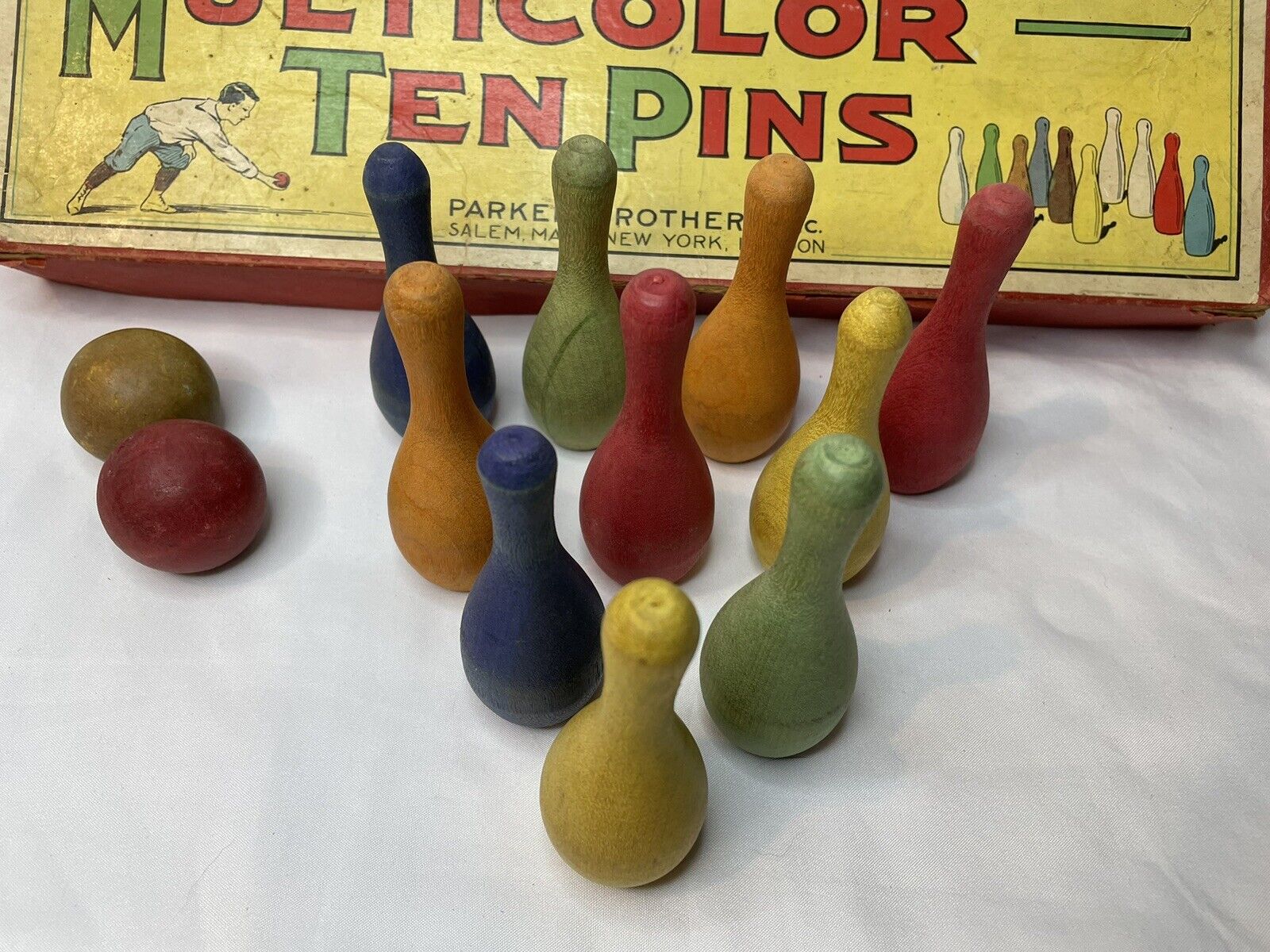 Antique Vintage PARKER BROTHERS Wooden  Small  Ten Pins Bowling  Game Complete