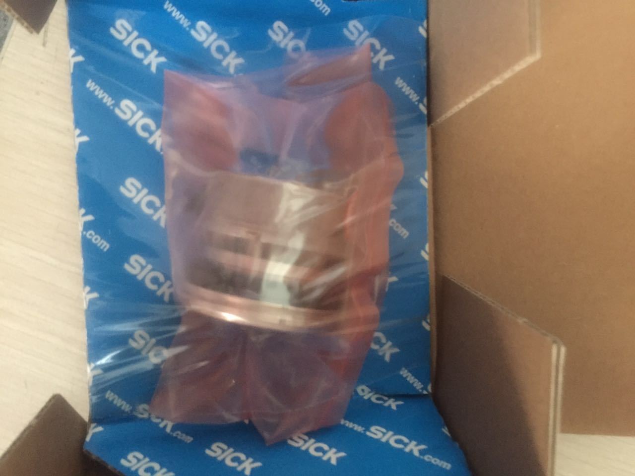 1PC Sick Encoders SRS50-HZA0-S21 New In Box SRS50HZA0S21 Shpping