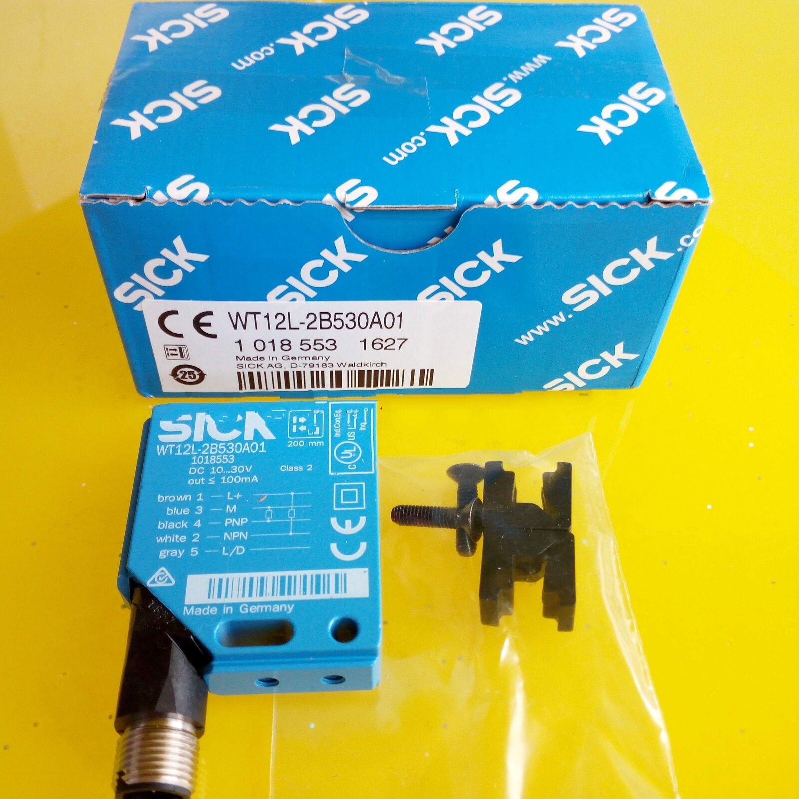 one NEW SICK Photoelectric Sensor WT12L-2B530A01 1018553 Fast Delivery