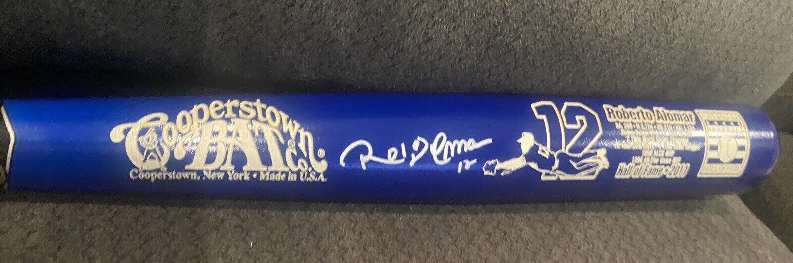 Hall of Famer Roberto Alomar Custom Cooperstown Signed  Bat w/ JSA Blue Jays