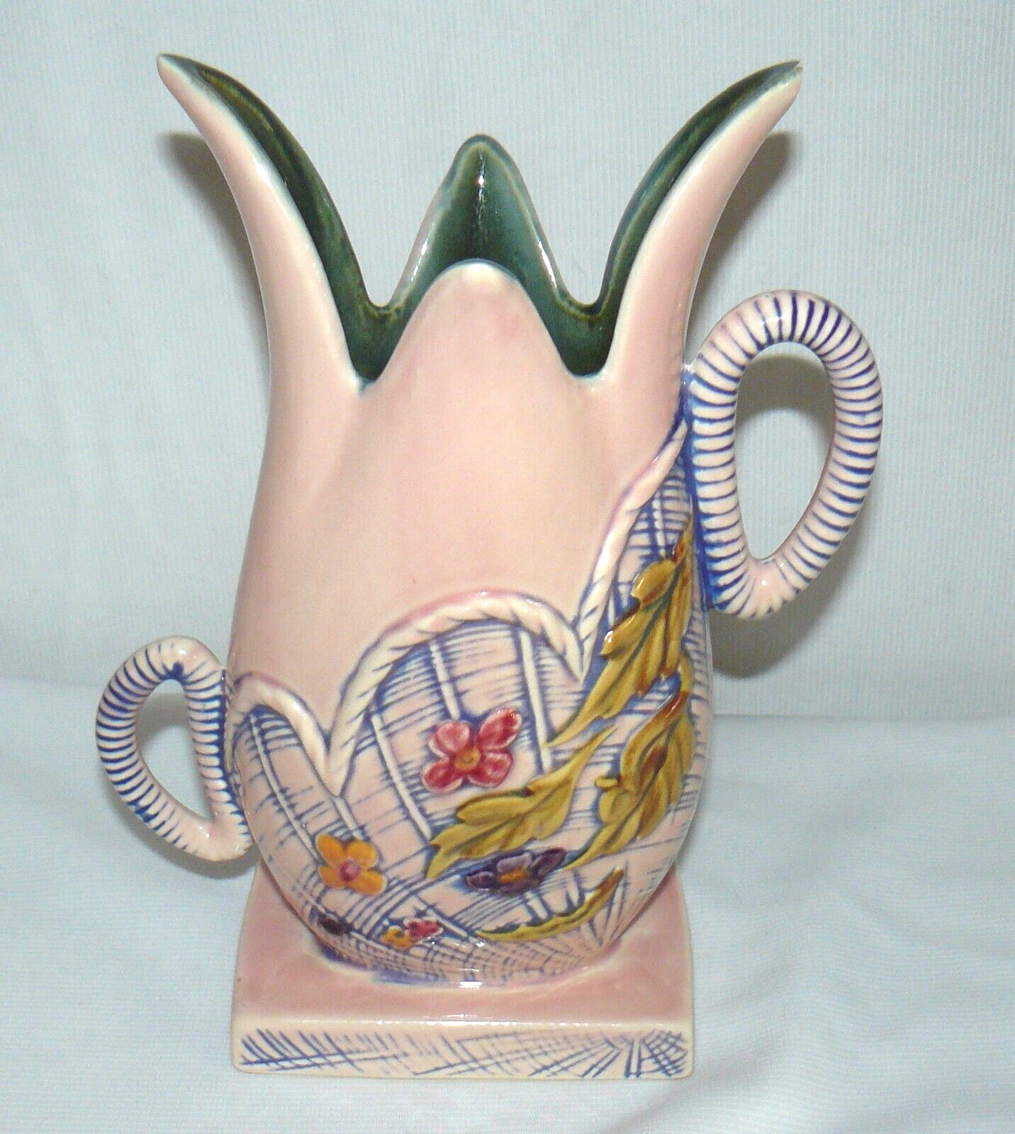 Hull Vase Vintage 1955 W/ Flaw 11\