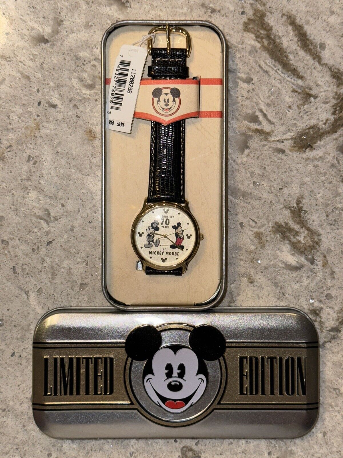 Vintage 1992 Disney Celebrating 70 Years Of Mickey Watch LE3000 New With Tags