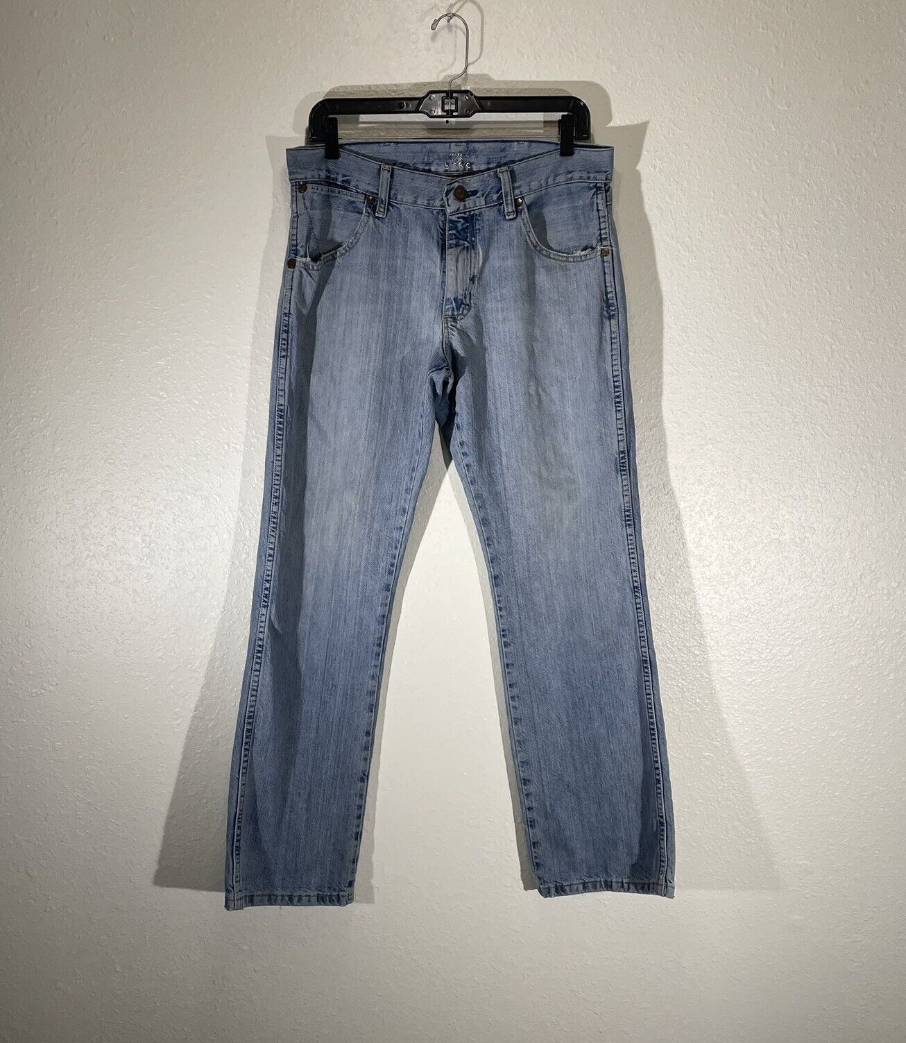 Vintage Wrangler Cowboy Cut Jeans Mens 31 Med Wash Denim Distressed 31x30