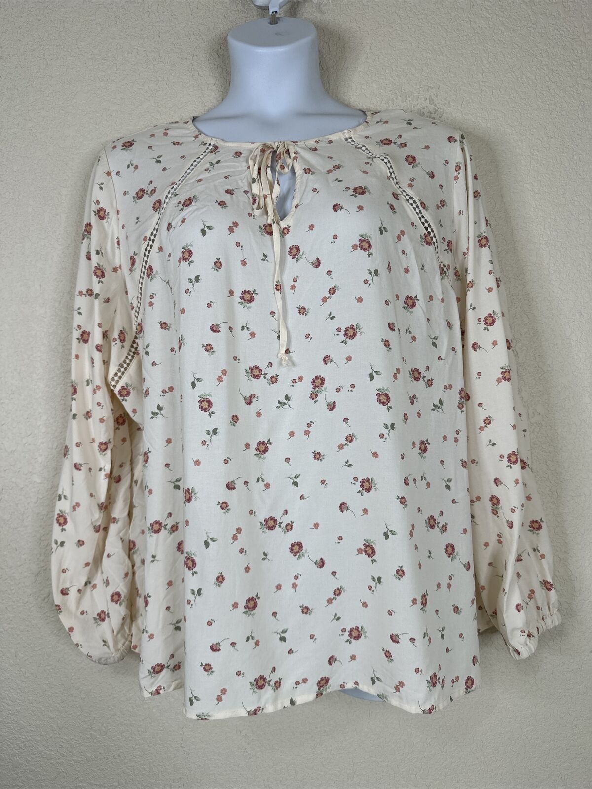 NWT Como Vintage Womens Plus Size 3X Pink Floral Tie Neck Top Long Sleeve