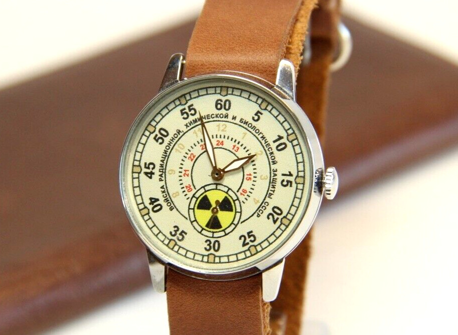 Mens Mechanical watch Pobeda Radiation troops Wrist Watch Soviet USSR watches
