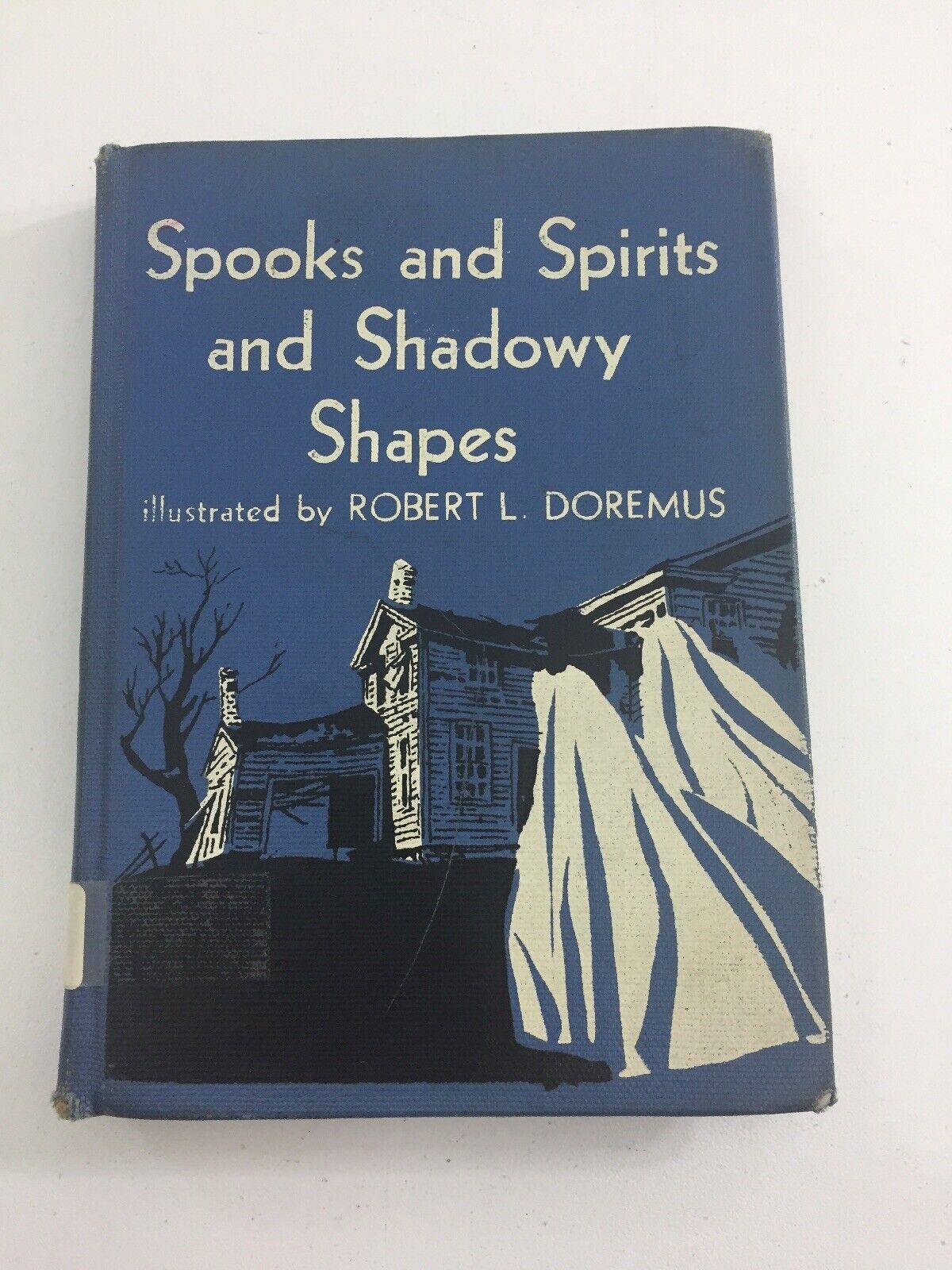 Spooks And Spirits And Shadowy Shapes - Aladdin Books (1954, Hardcover)