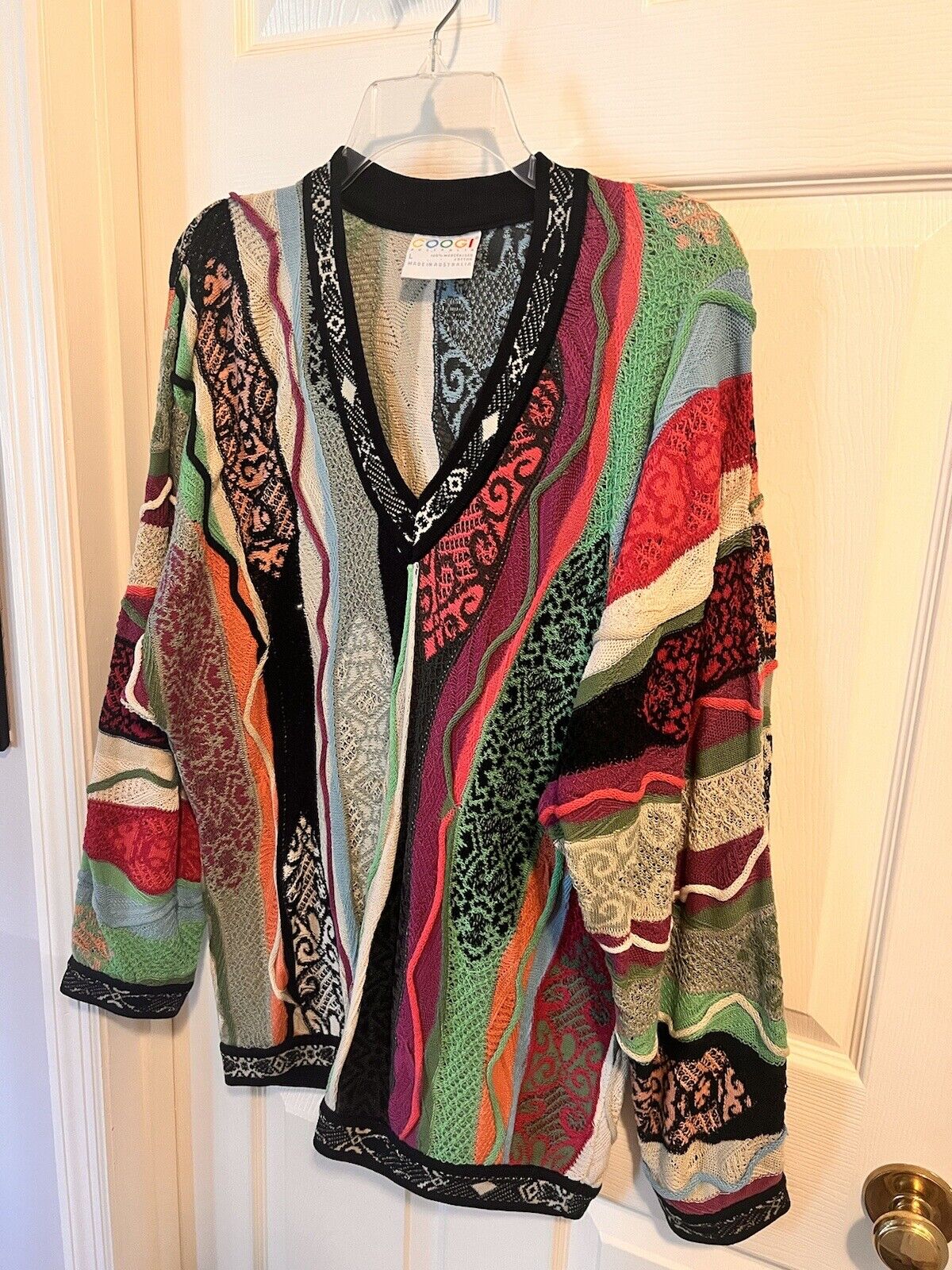 Vintage Coogi Women\'s V-Neck Sweater Australia Vibrant Colorful Sz Large