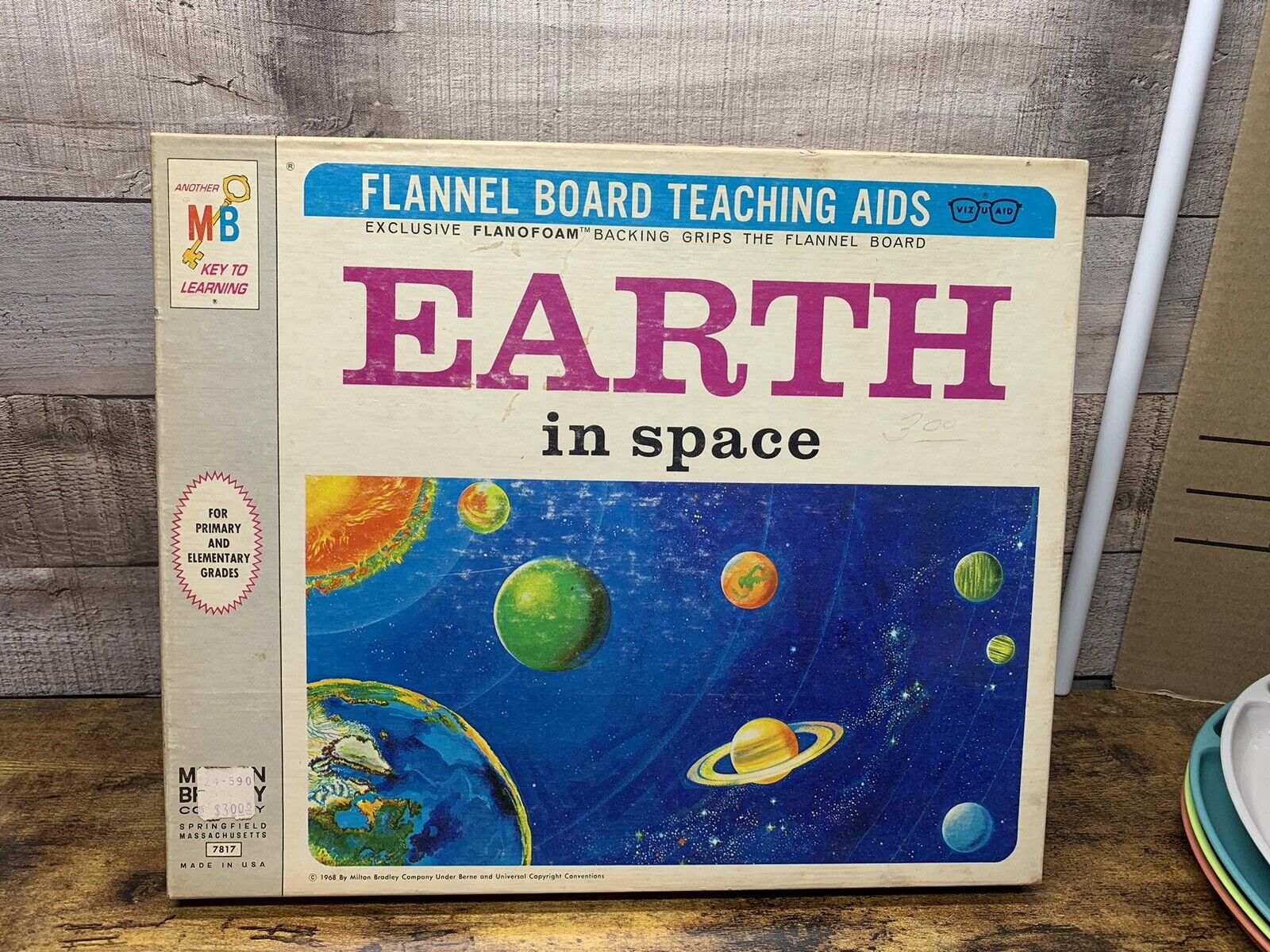 VTG 1960s Milton Bradley Flannel Board Teaching Resource Space Planet Homeschool