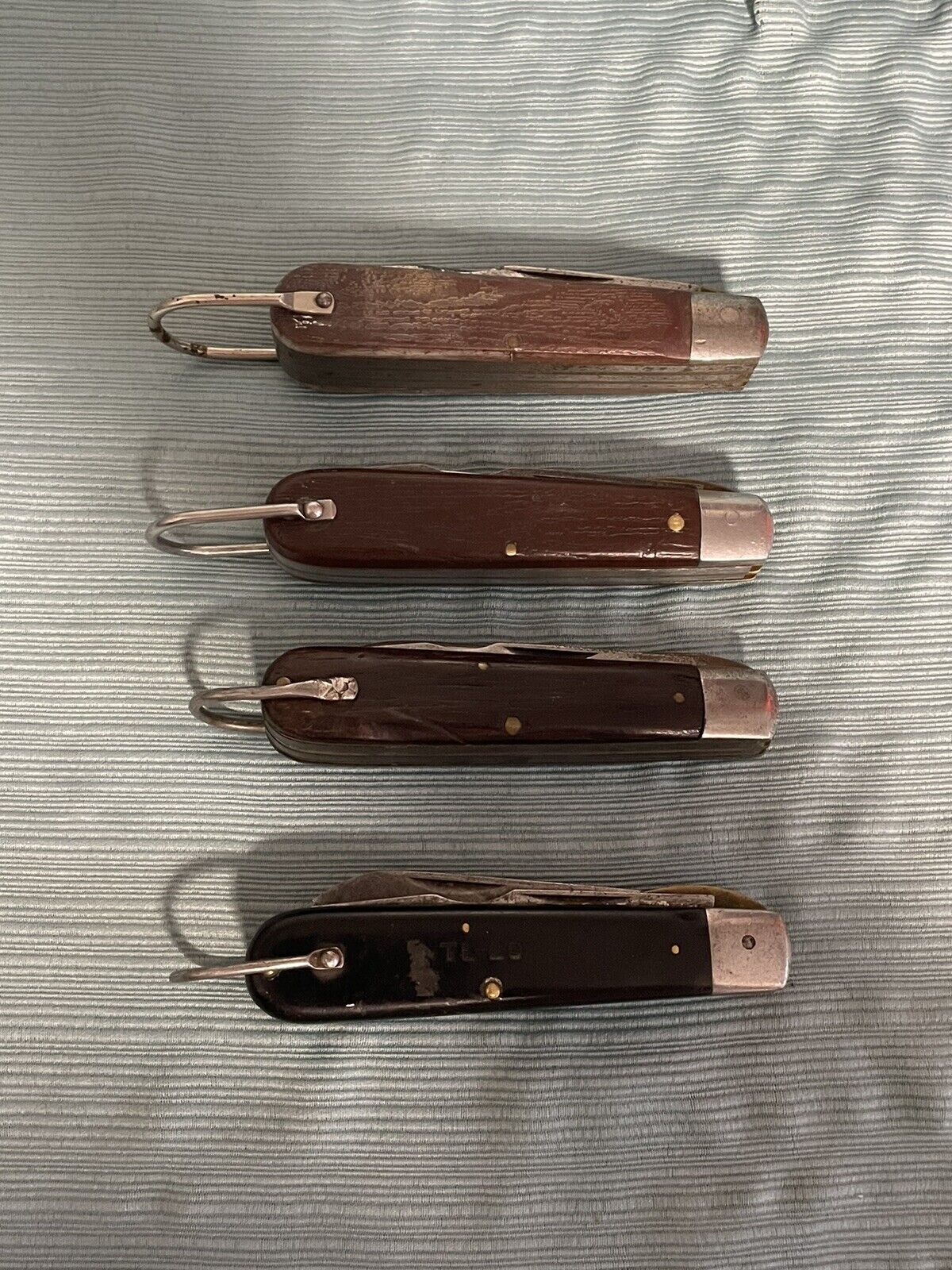Lot of 4 Vintage Electrician Knife. Klein, Camillus, Utica